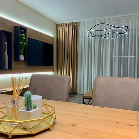 Linda With Panoramic Sea View Apartment